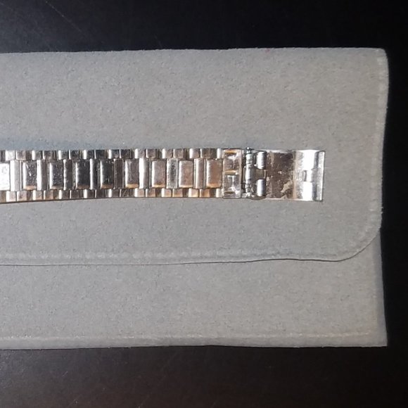 Stainless Steel & Gold Vintage Watch